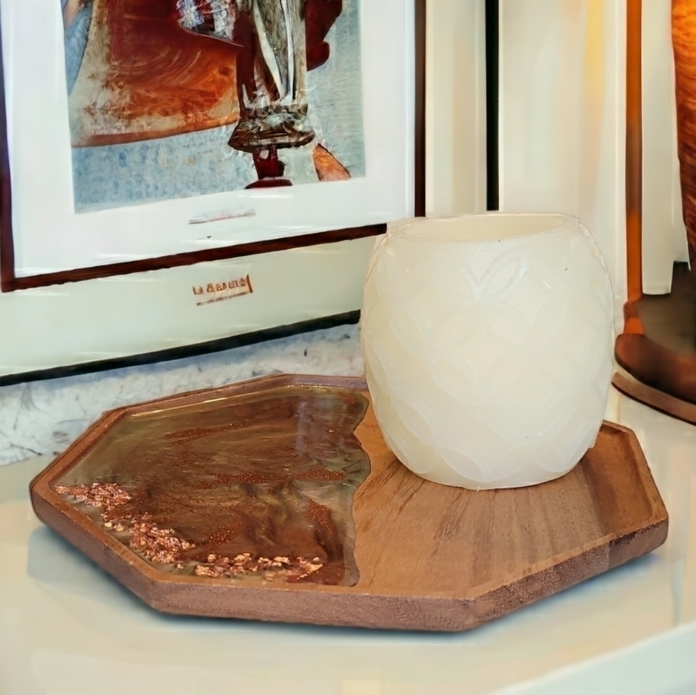 Octagon Wooden Tray With Beautiful Resin Design